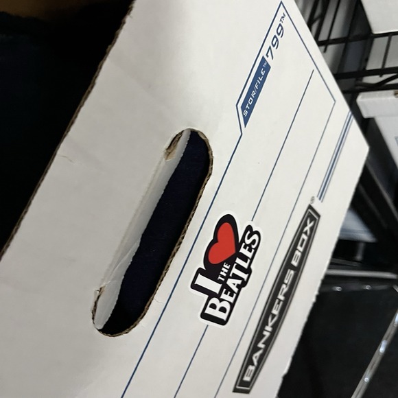 Classic Blue Women's Jeans - Picture 16 of 16